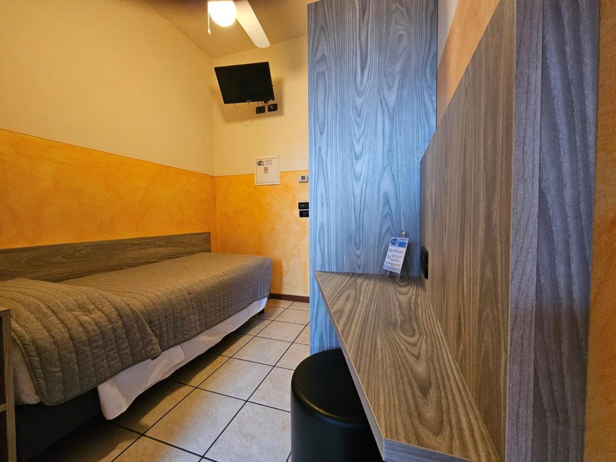 Hotel Euro 카스테냐토 외부 사진