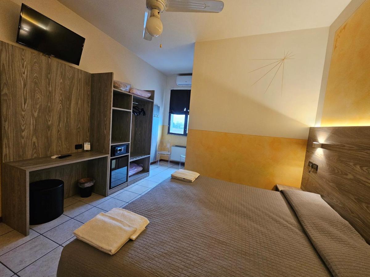 Hotel Euro 카스테냐토 외부 사진